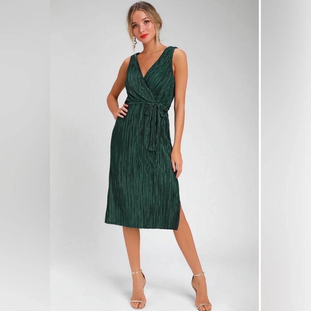 BB Dakota Size XS Happy Pleat Midi Dress Winter Green